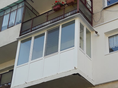 Închidere balcon cu tâmplărie PVC Gealan S8000 cu 6 camere de izolare termică